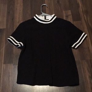 Black and White Stripe Sleeve Shirt